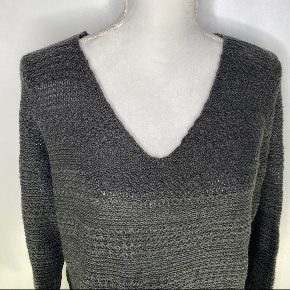 Only Grey VNeck Knit Sweater L - Picture 4 of 10